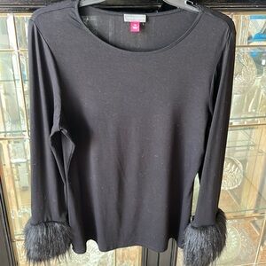 Vince Camuto black top with faux fur cuffs size medium